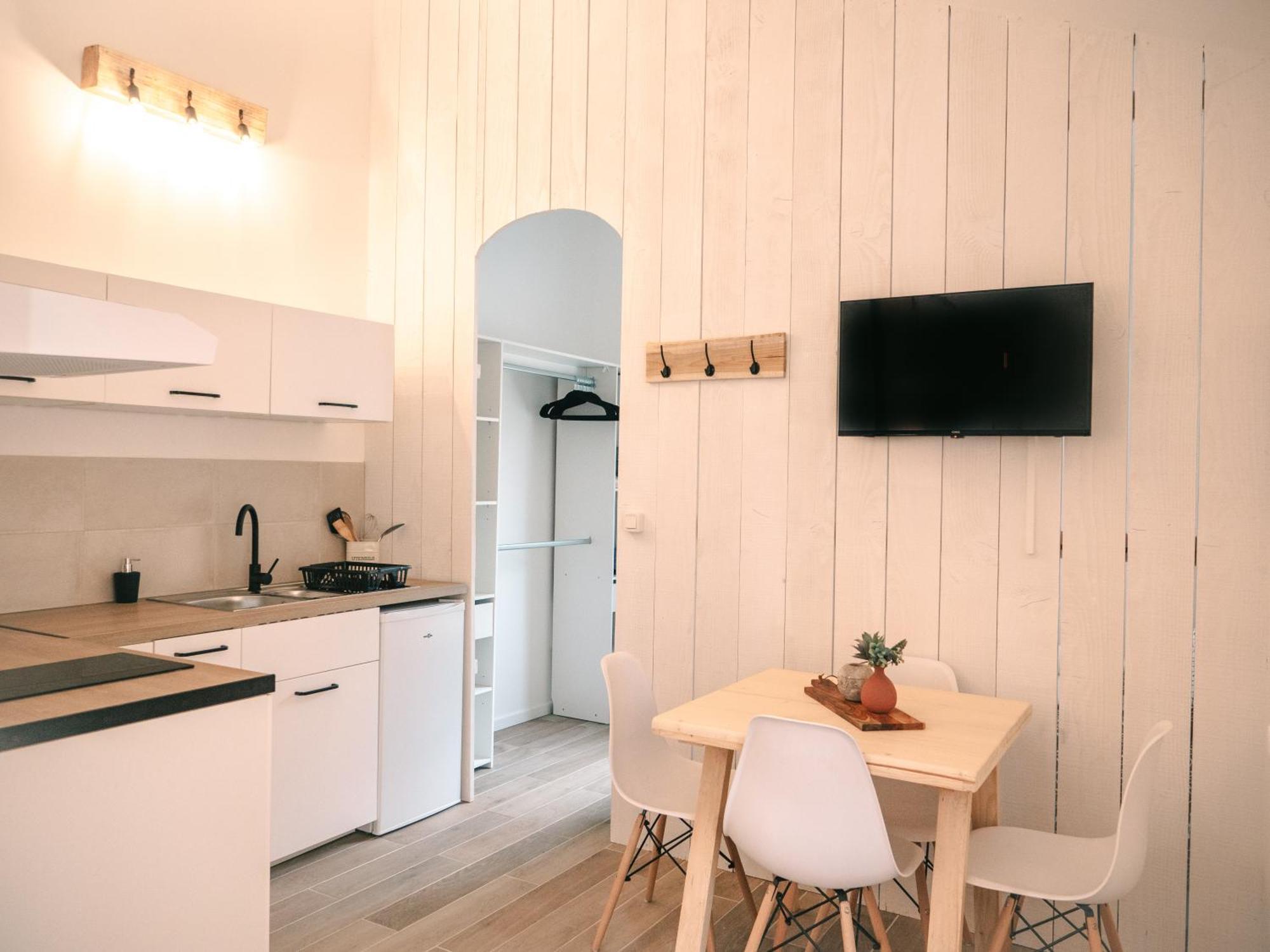 Le Studio Du Coutach Quissac  Bagian luar foto
